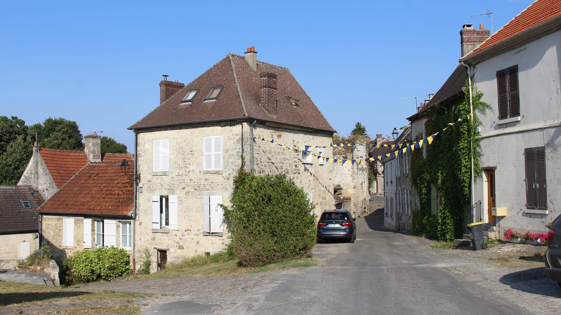 Couvreur à La Ferté-Milon, Aisne (02)